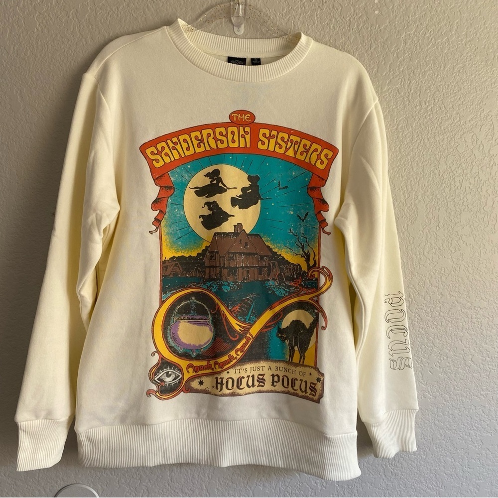 Disney Hocus Pocus Graphic Sweatshirt